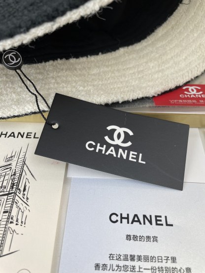  Chanel Black Bucket Hat