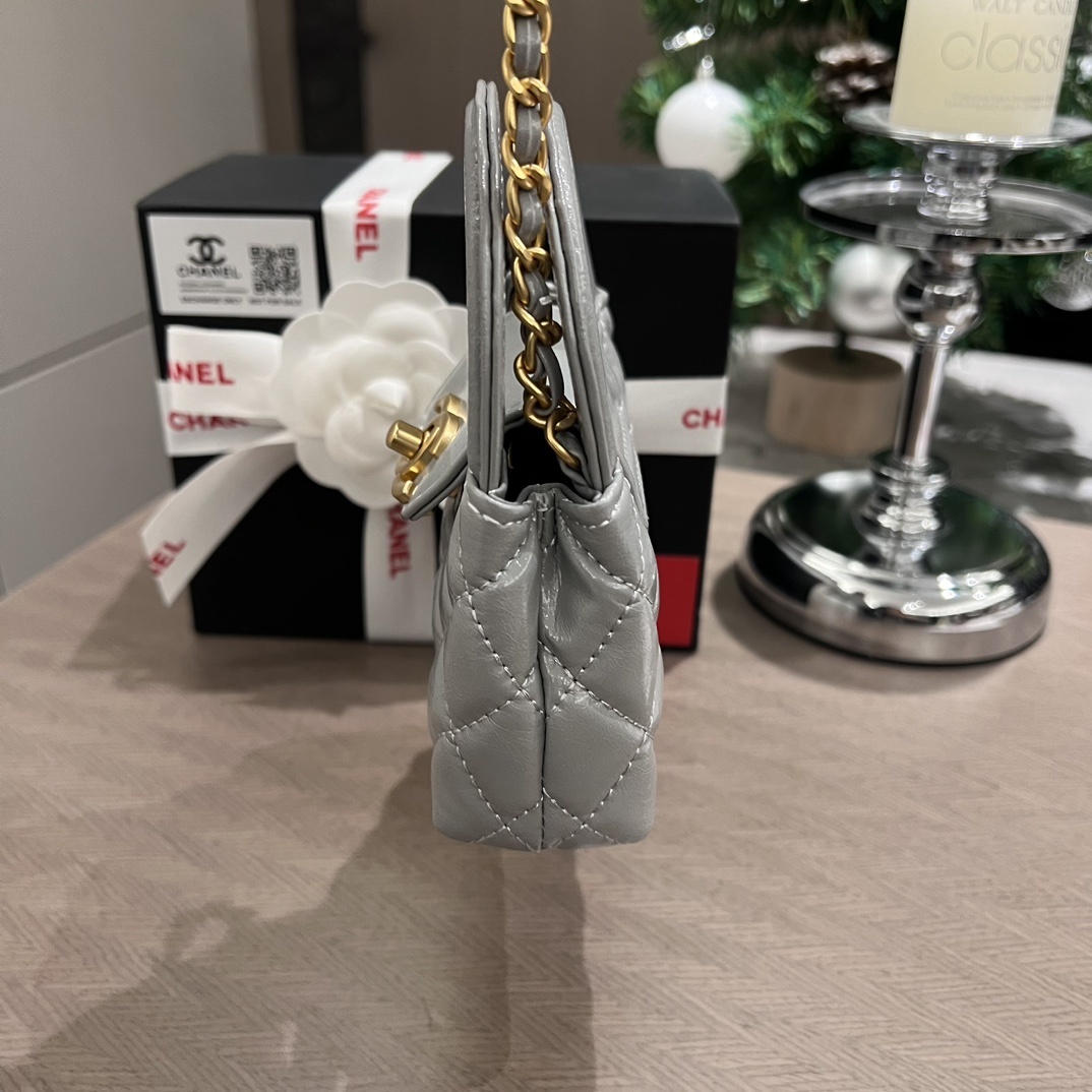 Chanel 23K Kelly Handle Chain Bag
