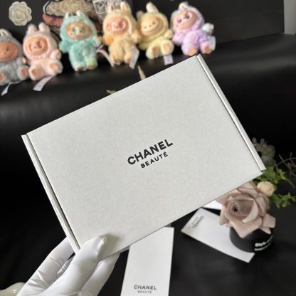 Chanel Letter Ribbon Ponytail Scrunchie