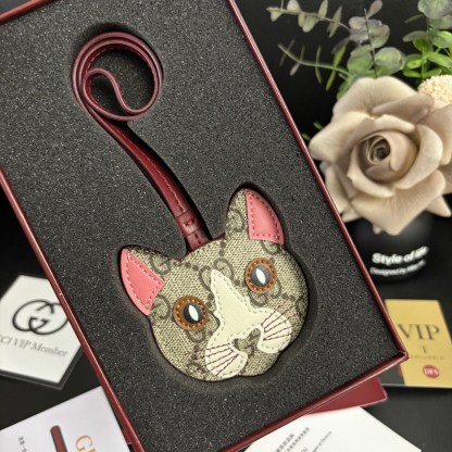  Gucci Charm, Zoo Collection Kitten Pendant