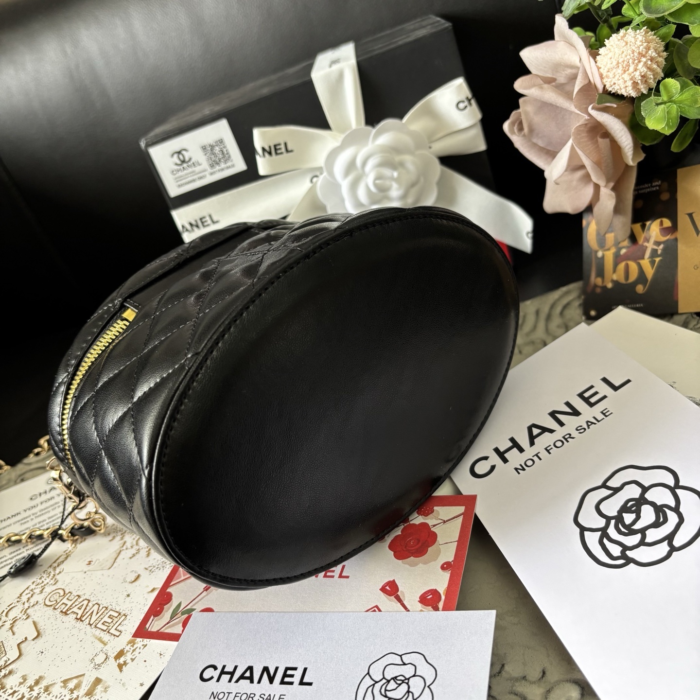 Chanel 25C Handle Oval Box Bag