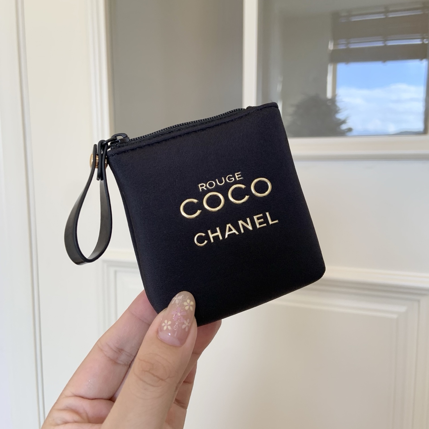 Chanel Coco Mini Pouch: Detachable Strap Cosmetic & Coin Wallet | Keychain Accessory (Pink/Black) 7x3x9cm