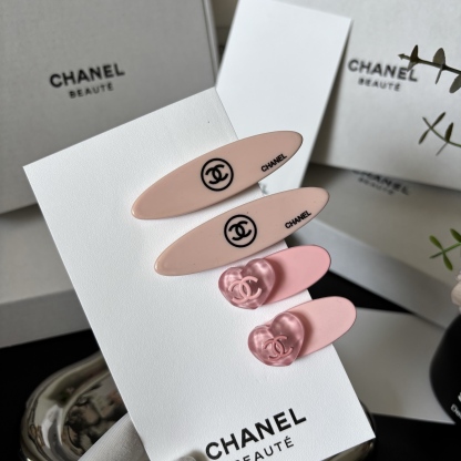 CHANEL Duckbill Clip 4-Piece Set | Slim French Hair Grips (Gold/Silver) Limited
