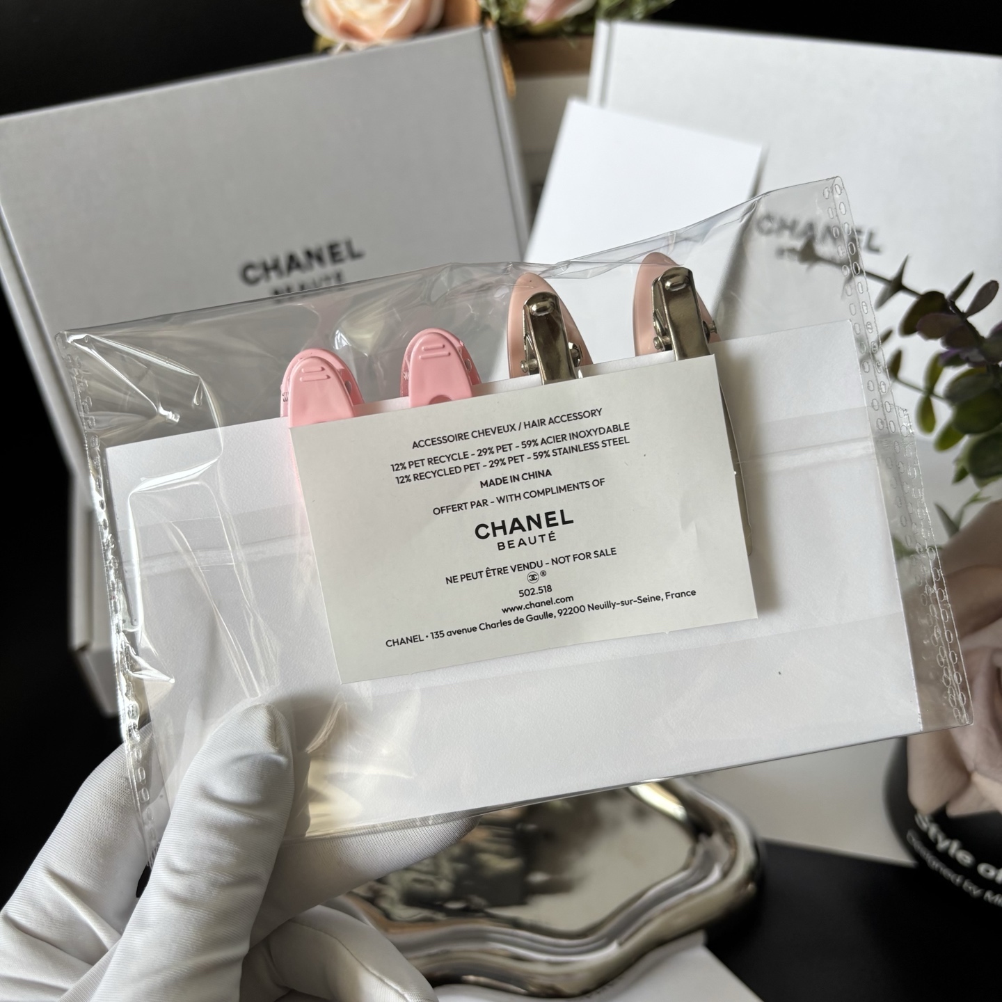 CHANEL Duckbill Clip 4-Piece Set | Slim French Hair Grips (Gold/Silver) Limited