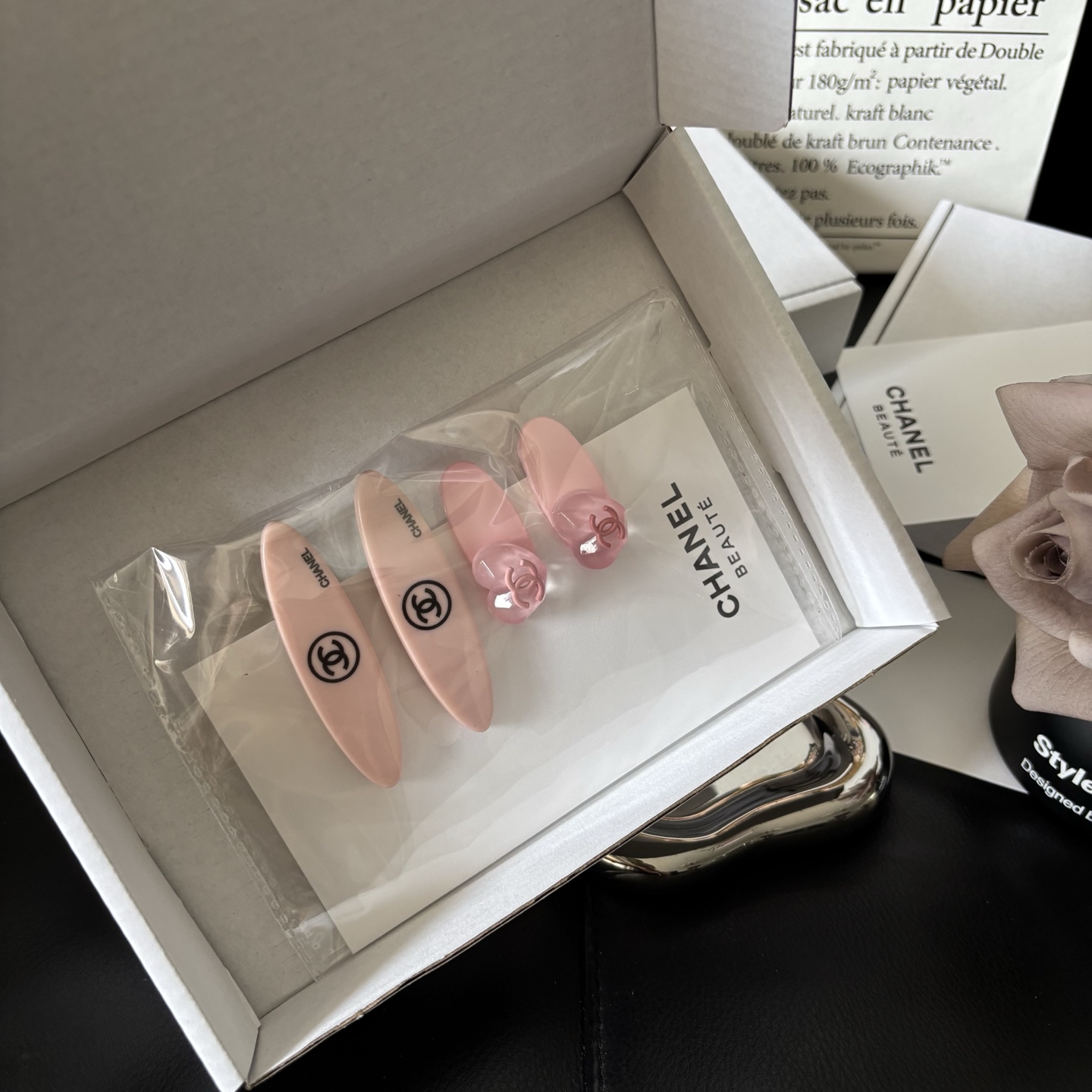 CHANEL Duckbill Clip 4-Piece Set | Slim French Hair Grips (Gold/Silver) Limited