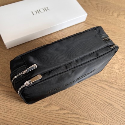 ① DIOR 4PC Brush Set + Case | $600 Value 25cm ② DIOR GWP Vanity Case Solo | TSA-Fit 25cm