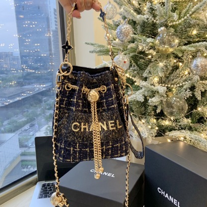 CHANEL-Inspired Tweed Bucket Bag | Adjustable Sphere Chain (White/Blue) 17cm + Snowflake Charm