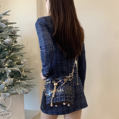 CHANEL-Inspired Tweed Bucket Bag | Adjustable Sphere Chain (White/Blue) 17cm + Snowflake Charm