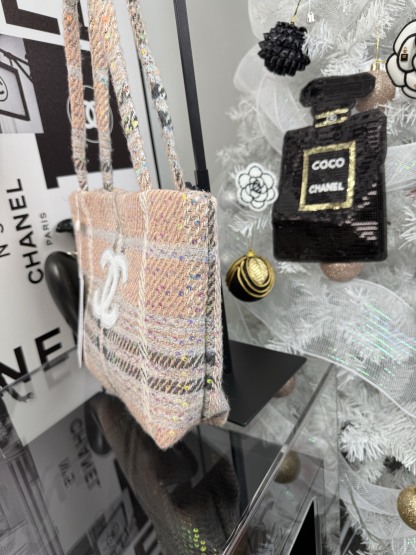 Chanel Metallic Tweed Minaudière | 32cm Glitter CC Clutch w/ 50cm Chain (Makeup Gift Exclusive)