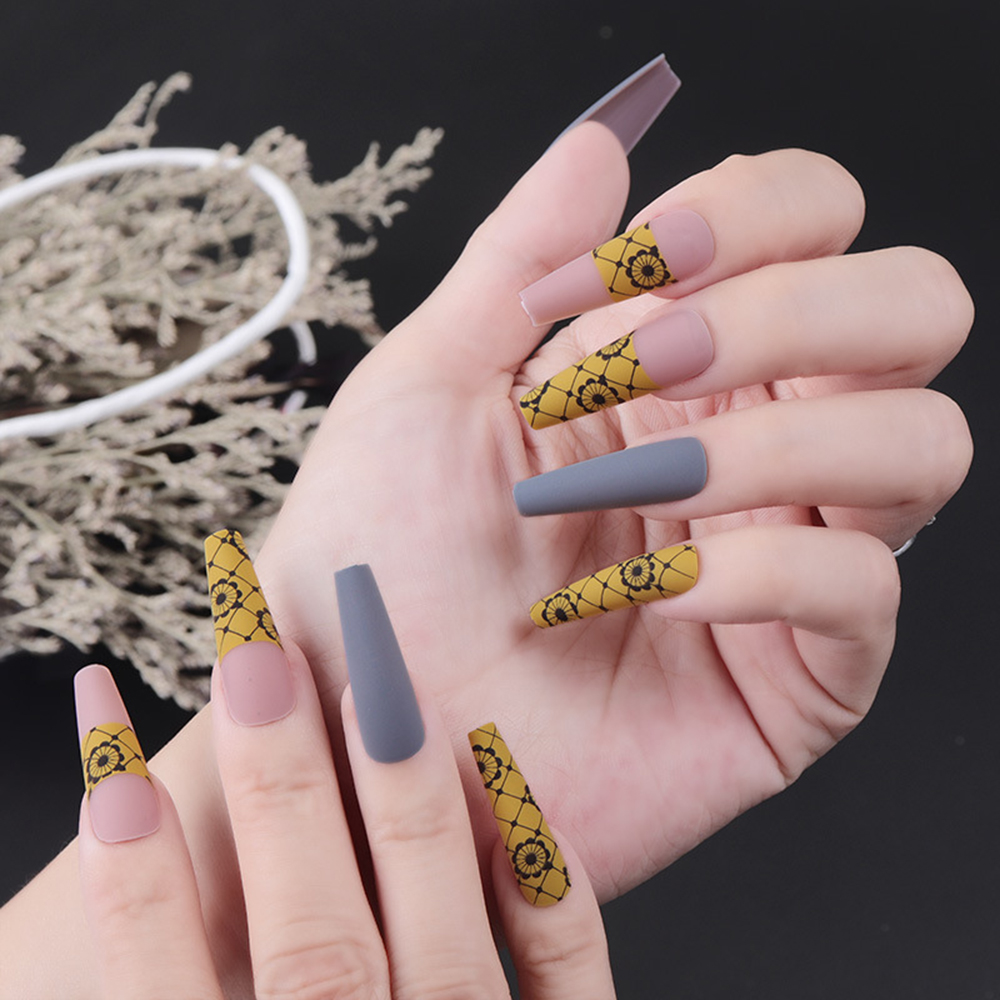 Gray and yellow flower contrast press on false nails