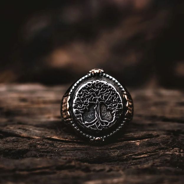 Decorative Nordic Symbol Yggdrasil Ring