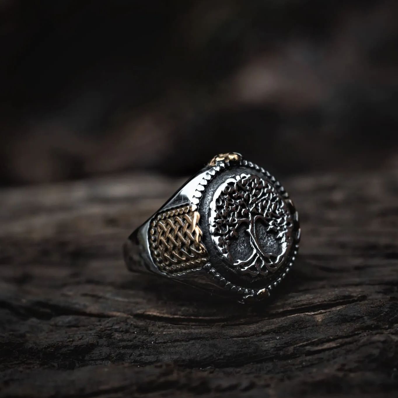 Decorative Nordic Symbol Yggdrasil Ring