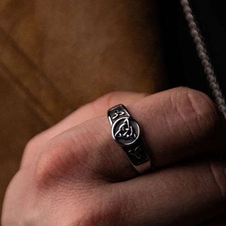 The Celtic Trinity Knot Ring