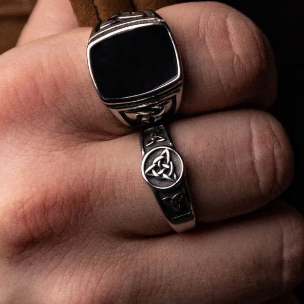 The Celtic Trinity Knot Ring
