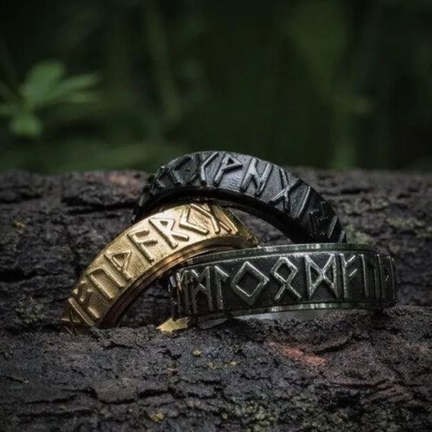 Viking runes rotating ring