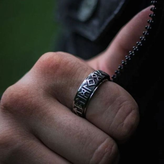 Viking runes rotating ring