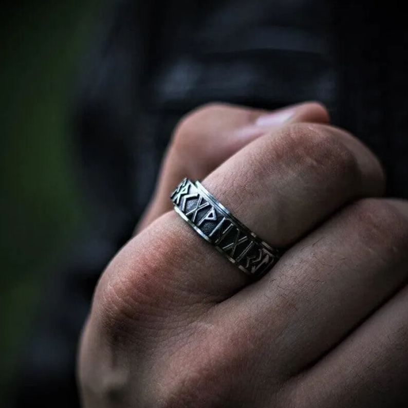 Viking runes rotating ring