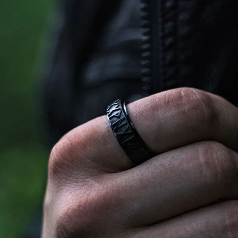 Viking runes rotating ring