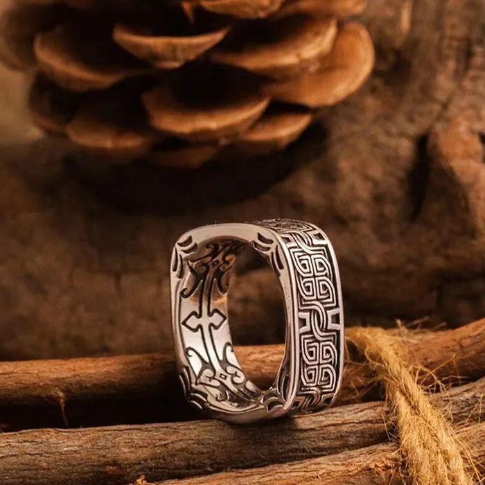Celtic Knot Ring Eternal Weave