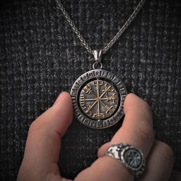 Rotating Pendant Vegvisir and Valknut Symbols