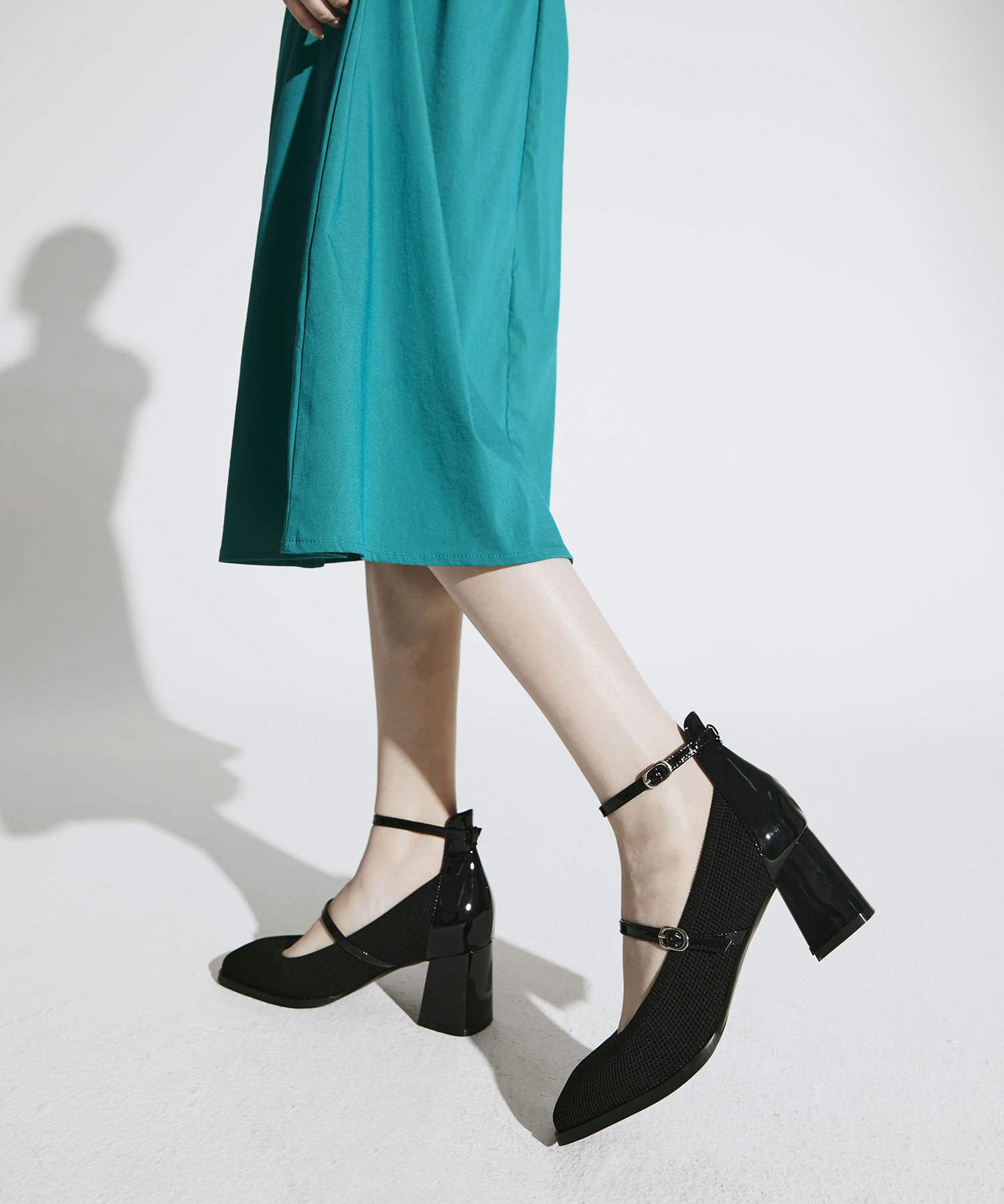 MOUSSE FIT Ankle Strap Square Toe Mary Jane