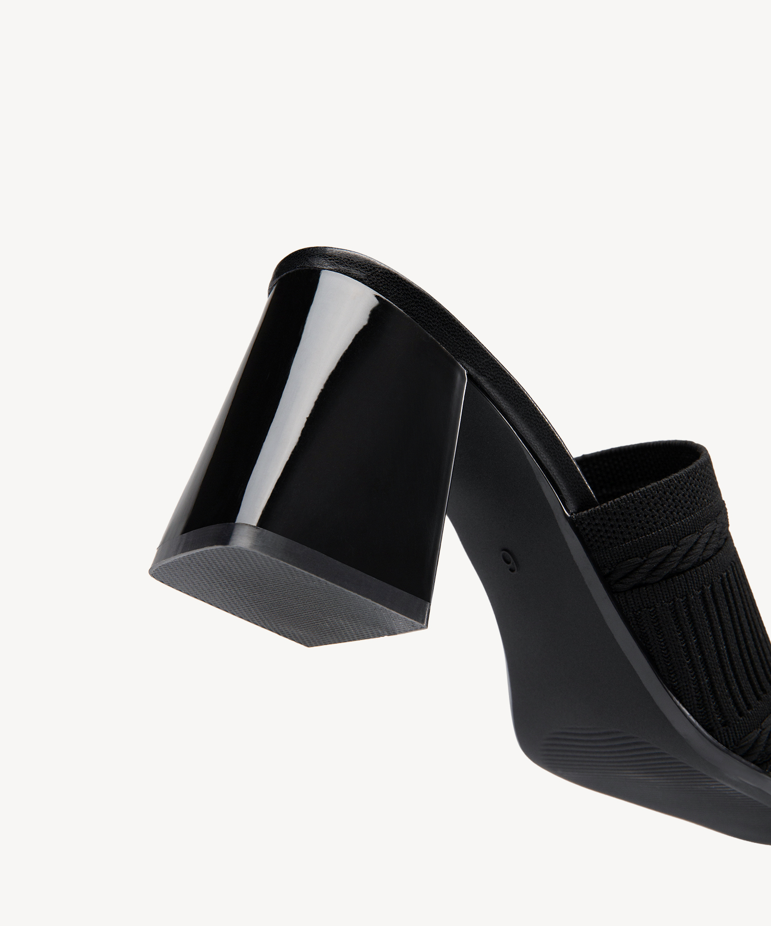 MOUSSE FIT Casual Textured Square Toe Heeled Sandals