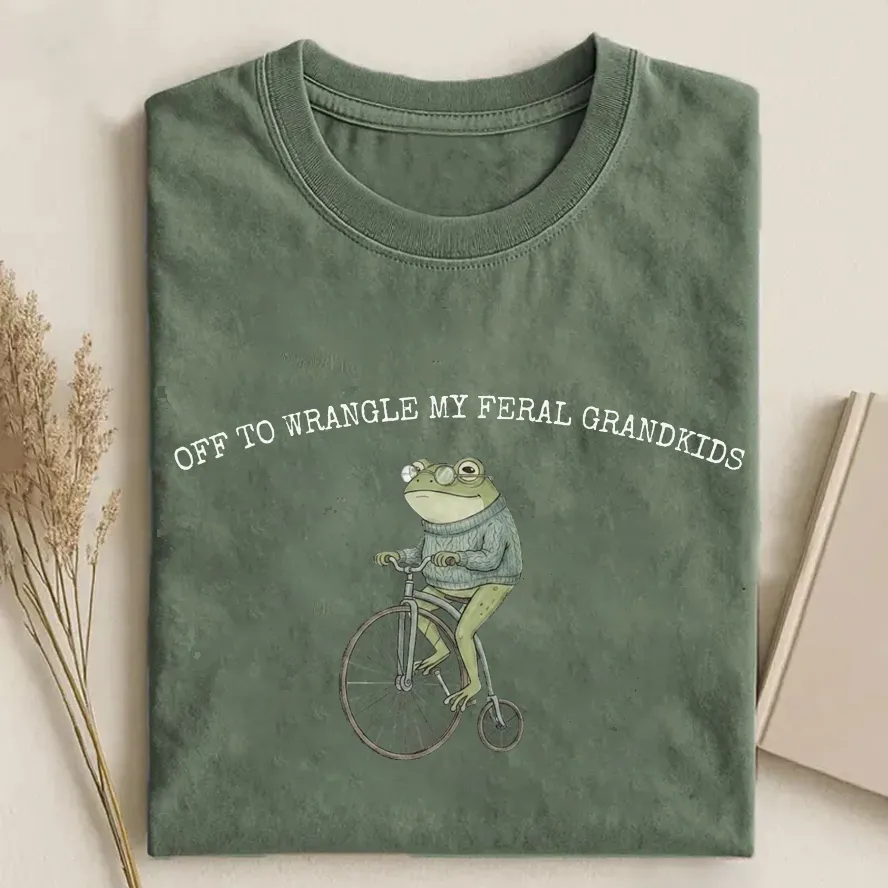 Wranglin My Feral Grandkids Funny Grandma T-shirt