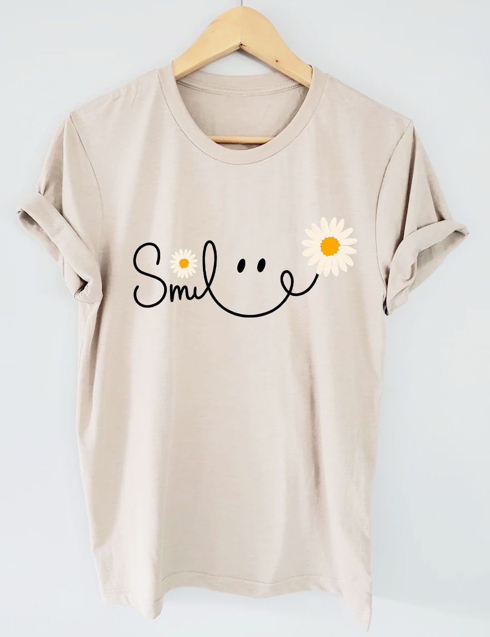 Smiley Daisy Womens T-shirt