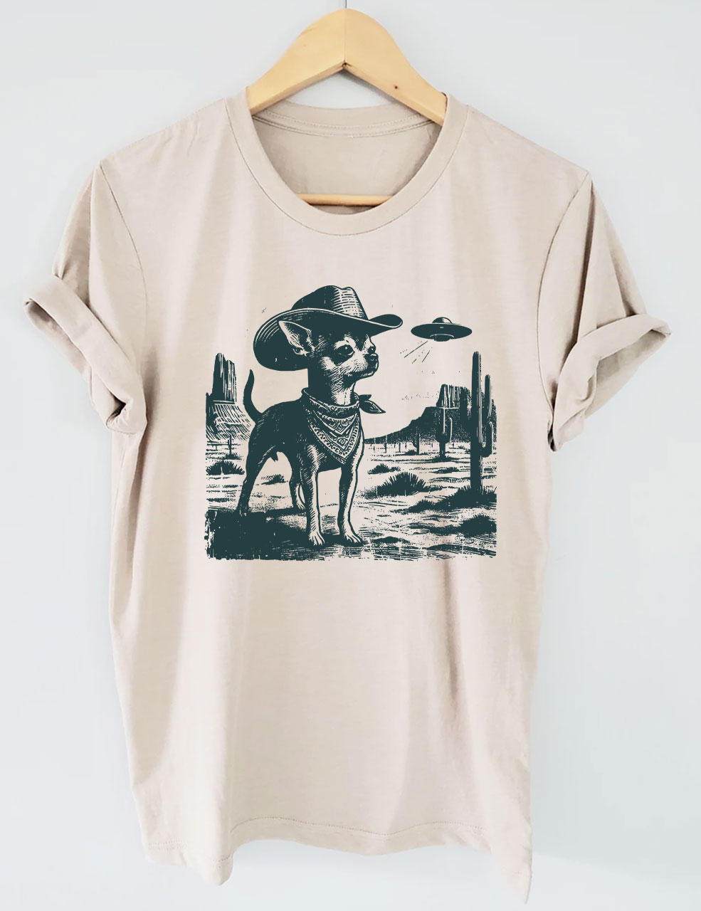 Vintage Chihuahua UFO Alien Cowboy T-shirt