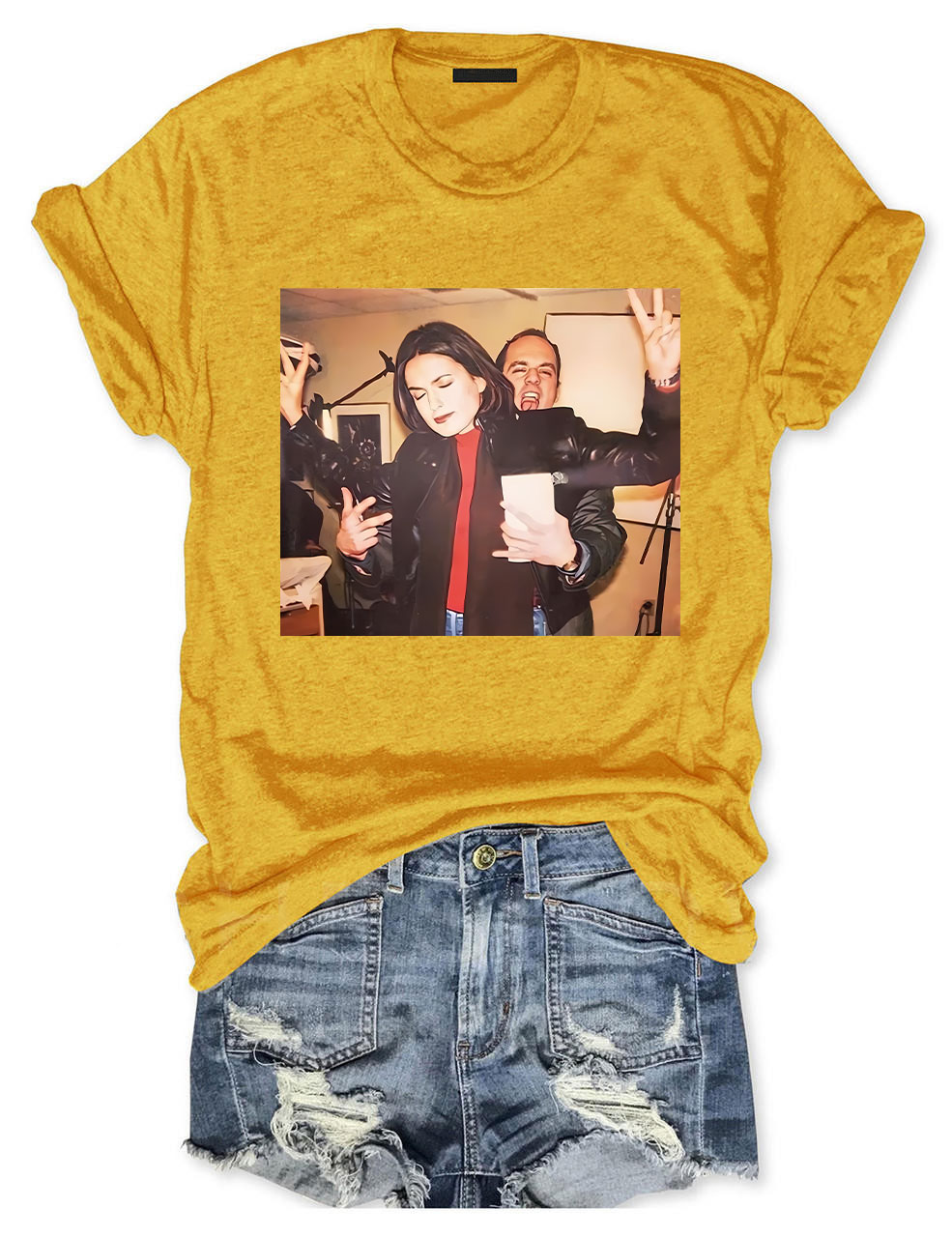 Elliot Stabler And Olivia Benson T-Shirt
