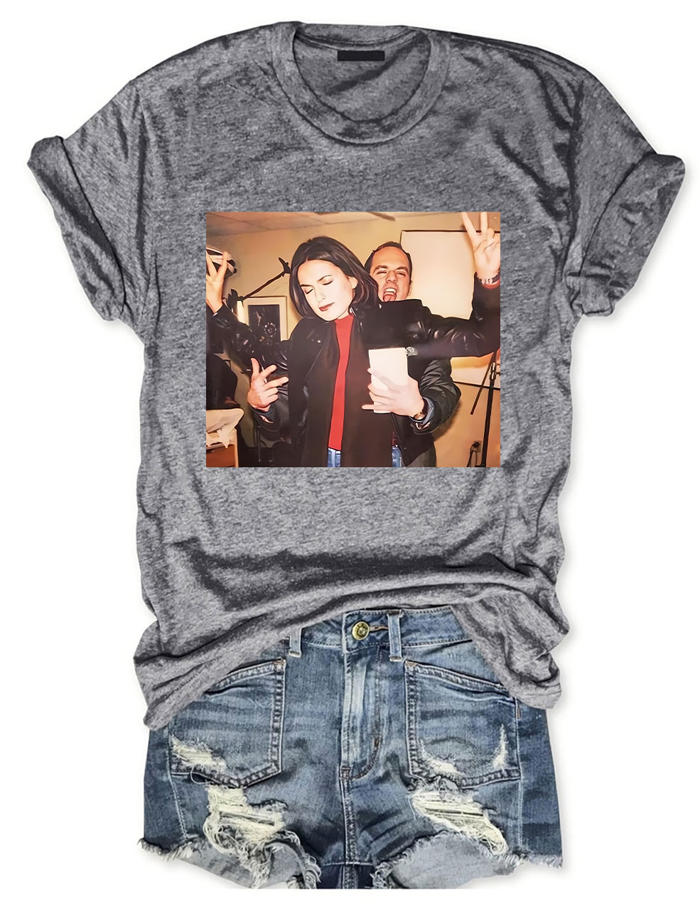 Elliot Stabler And Olivia Benson T-Shirt