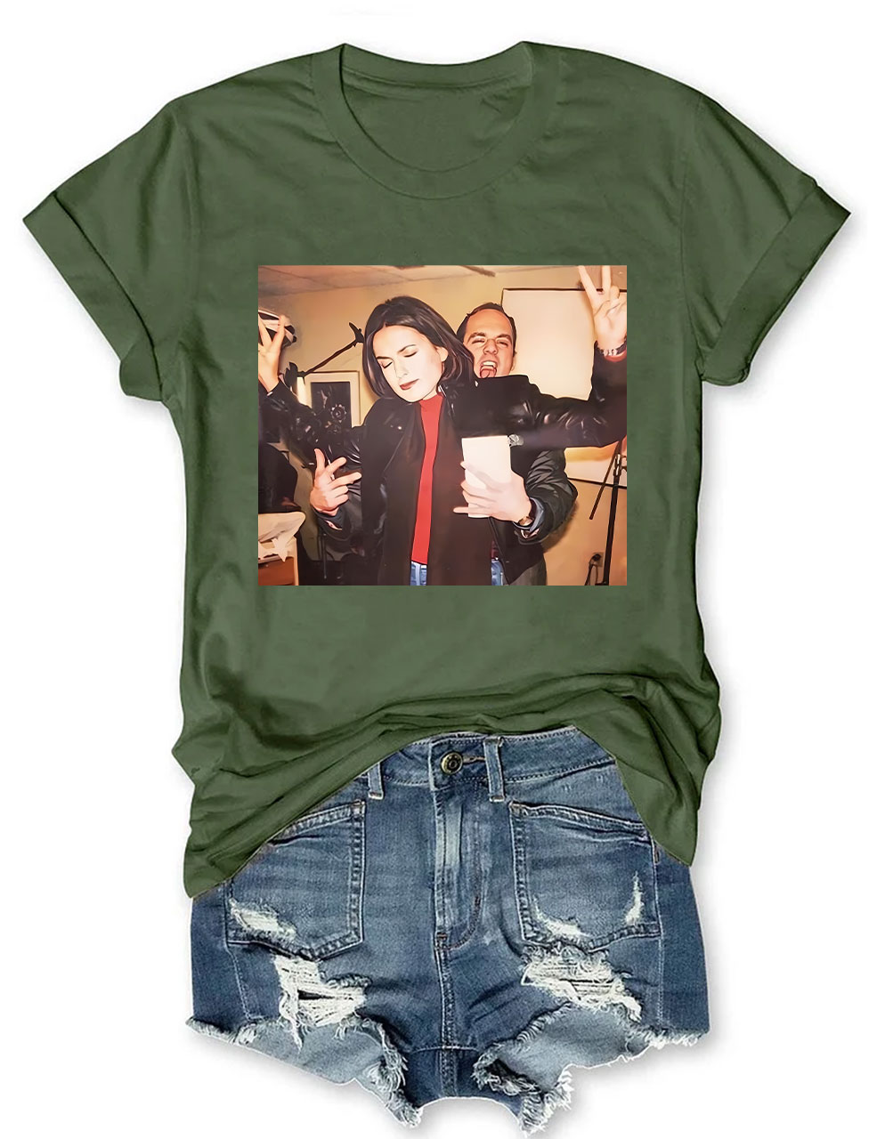 Elliot Stabler And Olivia Benson T-Shirt