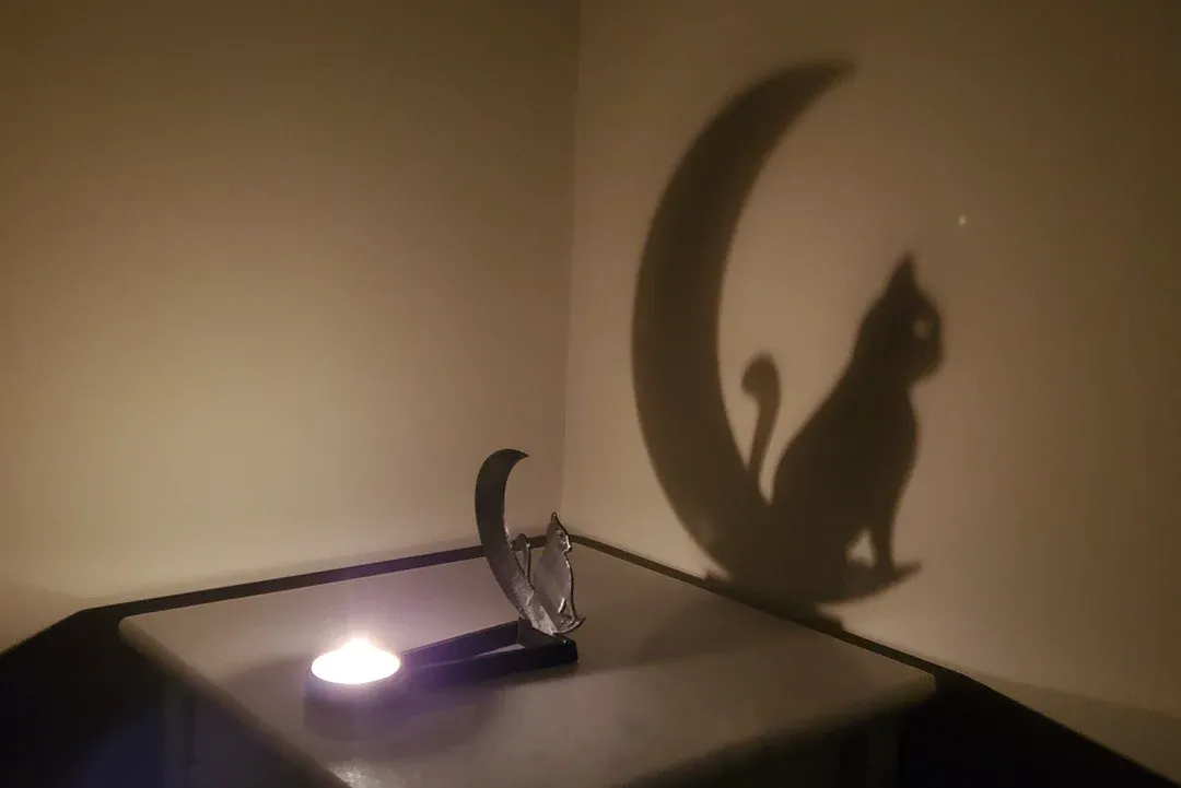 👻Ghostly Candlestick Shadow Decorations