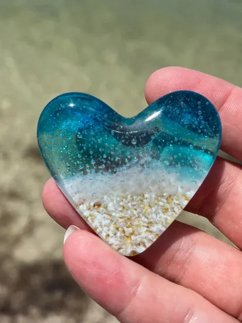 GLASS BEACH POCKET HEART