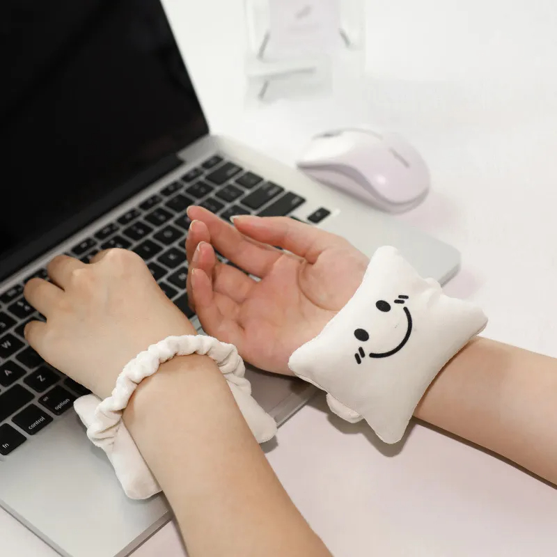 💡Office Wrist Protector - 🎁Mouse Pad Wrist Protector Pillow😂