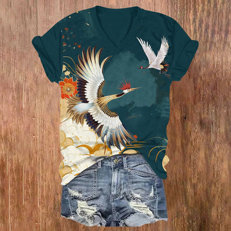 Japanese Vintage Floral Crane Art Print V-neck T-shirt - Green - US32-34(5XL) - image 1