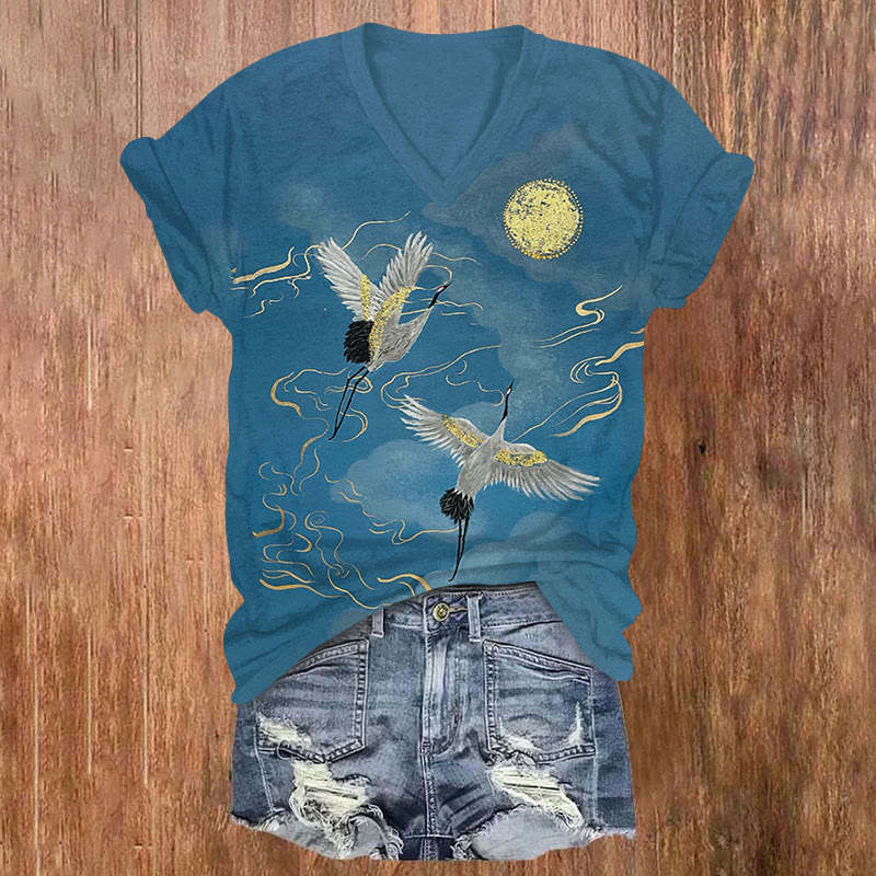 Japanese Watercolor Crane & Moon Print V-neck T-shirt - Blue - US32-34(5XL) - image 1