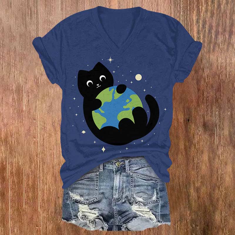 Lovely Black Cat Holding The Earth Print V-neck T-shirt - Dark Blue - US32-34(5XL) - image 1