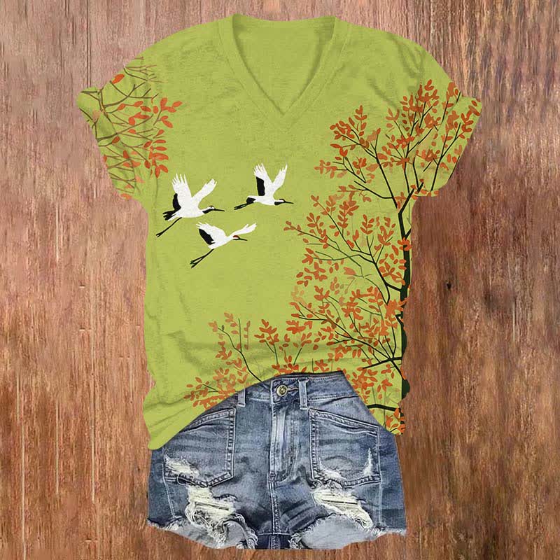 Japanese White Crane Flying Across Maple Tree Print V-neck T-shirt - Green - US32-34(5XL) - image 2