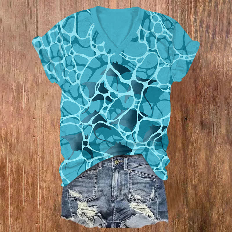 Vintage Ocean Wave Ripple Ray Print V-neck T-shirt - Lake Blue - US32-34(5XL) - image 1