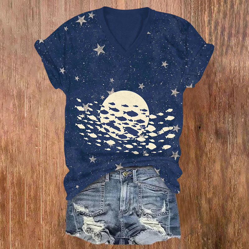  Starry Sky, Moon And Fish Print V-neck T-shirt - Blue - US32-34(5XL) - image 1