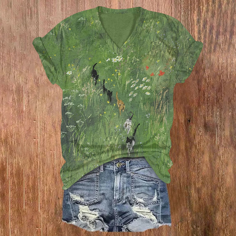 Cats In Floral Field Print V-neck T-shirt - Green - US32-34(5XL) - image 1