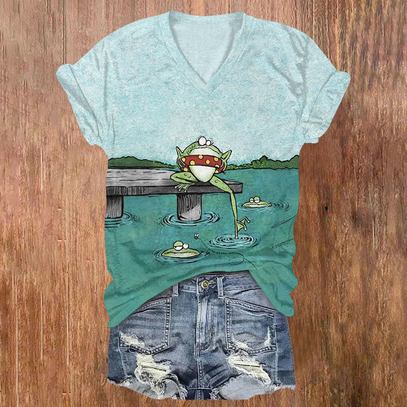 Japanese Art Funny Frog Trying To Swim Print V-neck T-shirt - Green - US32-34(5XL) - image 1