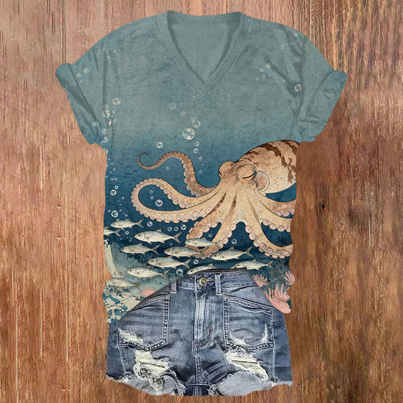 Art Octopus Chasing Fishes Print V-neck T-shirt - Light Blue - US32-34(5XL) - image 1
