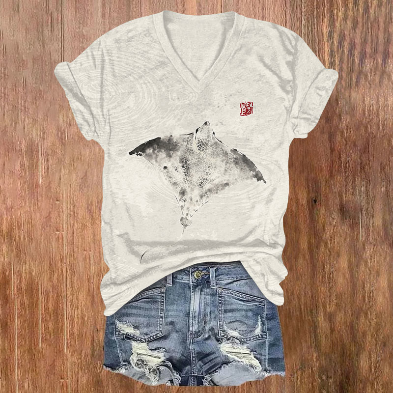 Japanese Ink Style Manta Ray Print V-neck T-shirt - Beige - US32-34(5XL) - image 1