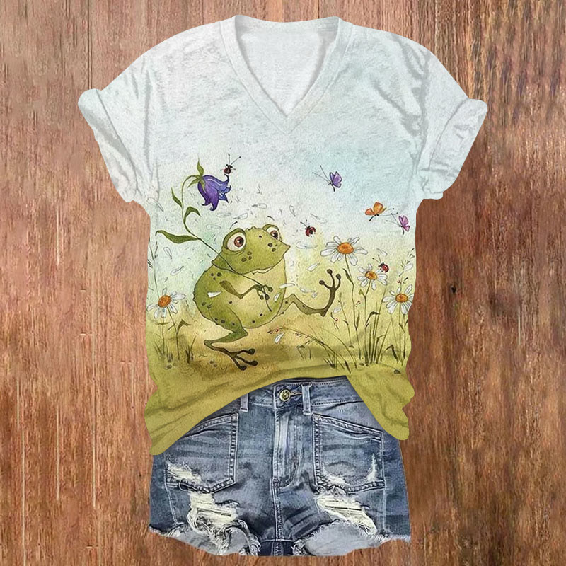  Frog Catching Butterfly Print V-neck T-shirt - Beige - US32-34(5XL) - image 1