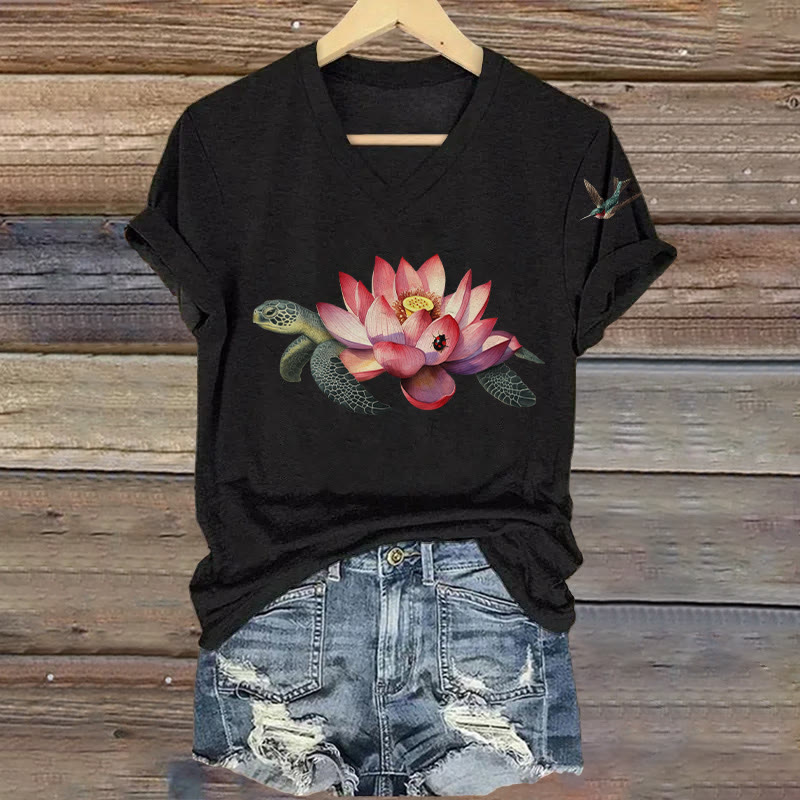 Japanese Zen-Inspired Lotus Turtle Hummingbird Pattern Art Print Short Sleeved V-Neck T-Shirt - Black - US32-34(5XL) - image 3