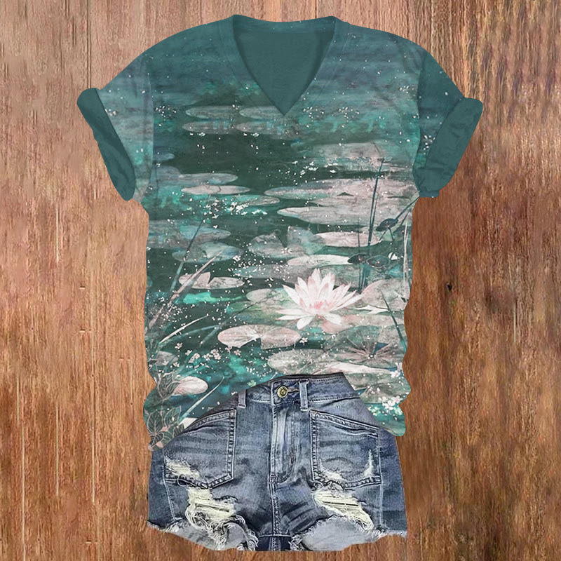 Japanese Night Water Lily Artistic Mineral Painting Pattern Print Short Sleeved V-neck T-shirt - Green - US32-34(5XL) - image 2