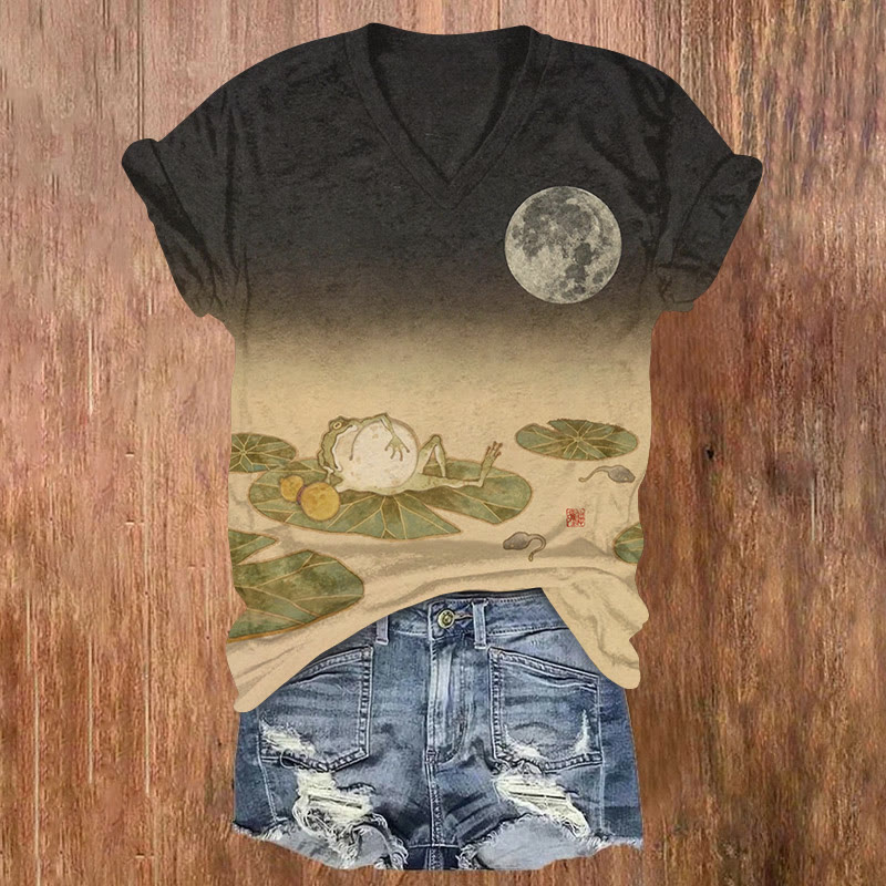 Japanese Ukiyo-e Lazy Frog Under The Moon Pattern Print Short Sleeved V-neck T-shirt - Apricot - US32-34(5XL) - image 1