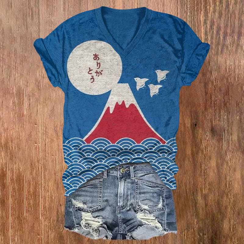 Japanese Retro Mount Fuji And Sea Waves Pattern Print Short Sleeved V-neck T-shirt - Blue - US32-34(5XL) - image 1